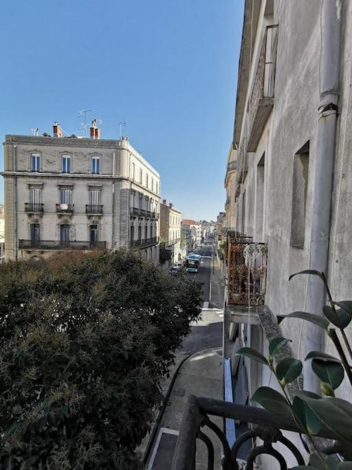 Charmant T2 Atypique, Renove Beziers Exterior photo