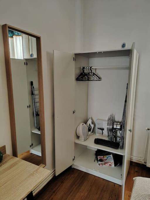 Charmant T2 Atypique, Renove Beziers Exterior photo